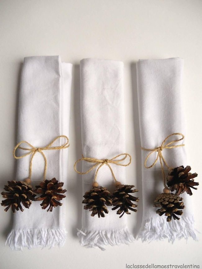 Pinecone And Twine Napkin Rings