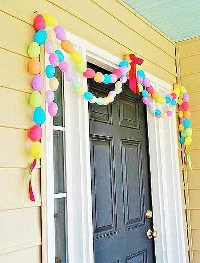 Colorful Plastic Egg Garland