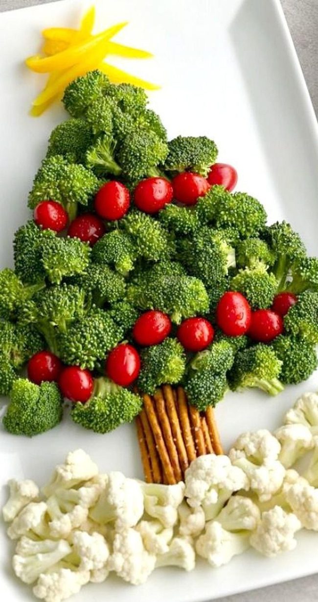 Crunchy Pretzel Veggie Tree