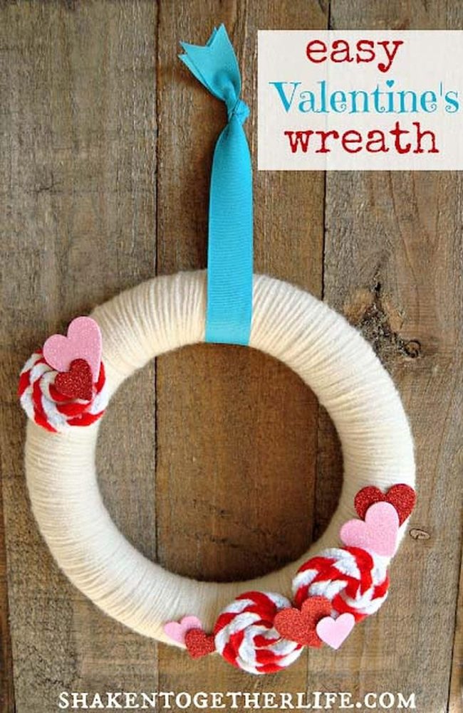 Red Pipe Cleaner Valentine Wreath