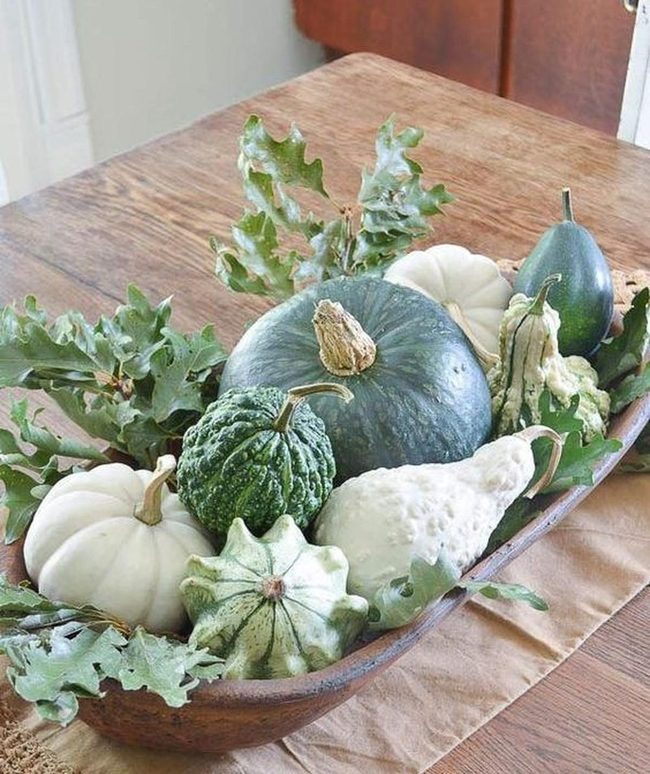 Pale Gourds, Wooden Harvest