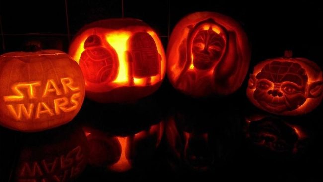 Star Wars Glowing Pumpkin Display