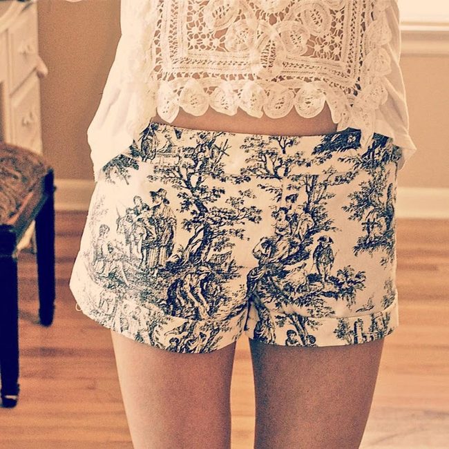 Black And White Lace Heritage Prints