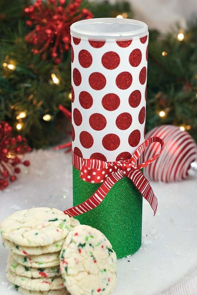 Vintage Metal Cans, Fresh Cookie Gifts