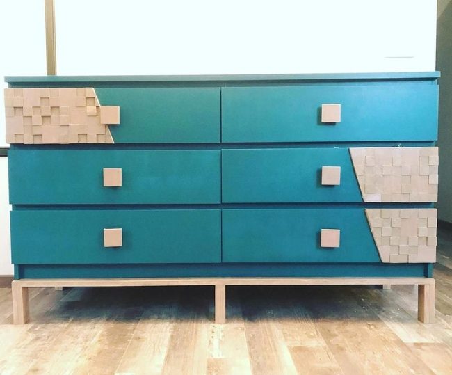 Teal Dresser Three-Dimensional Corners