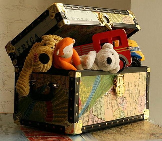 Faded Map Trunks With Peeking Stuffed Animals