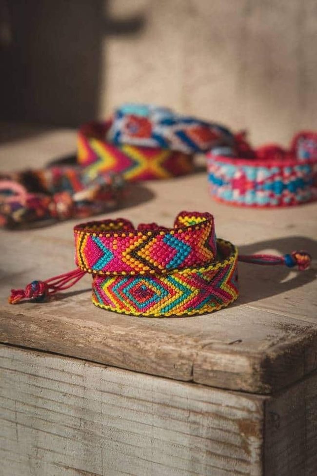 Colorful Thread Knot Bracelets