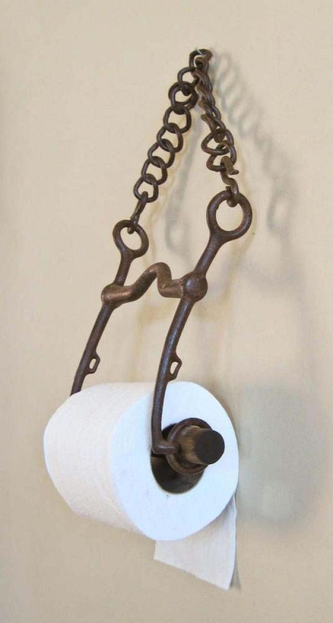 Swinging Chain Wood Toilet Paper Holder