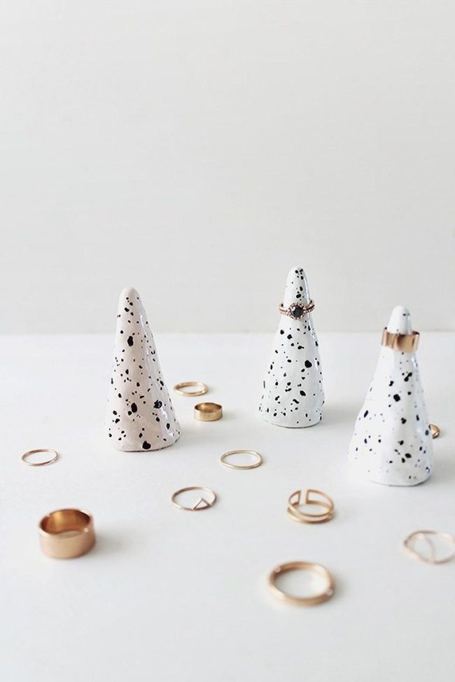 Black Speckled Ceramic Ring Cones