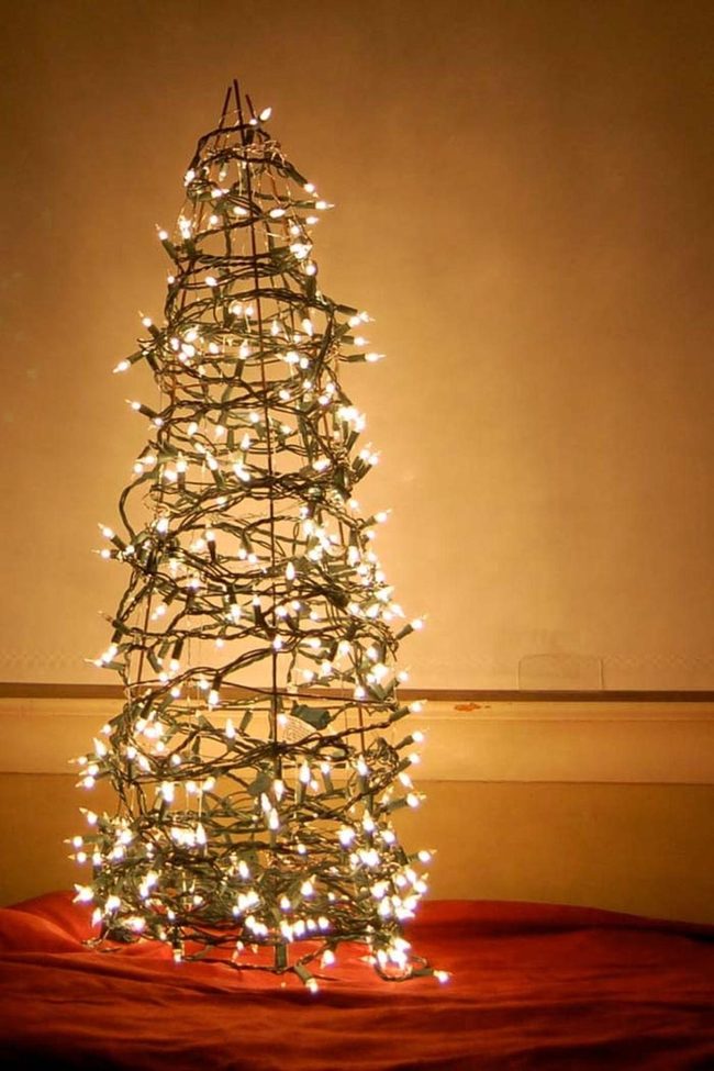 Tomato Cage Holiday Tree
