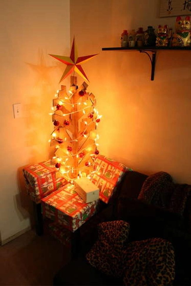 Wrapped Boxes Tower With Star