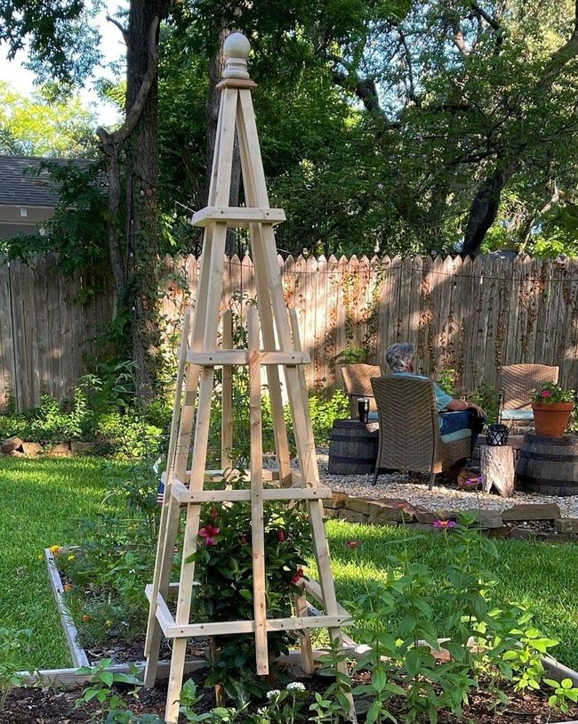 Wooden Garden Obelisk Statement