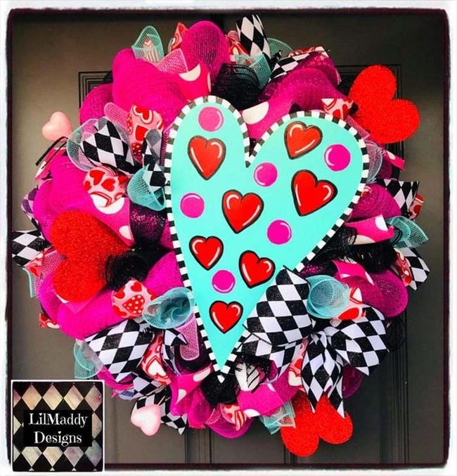 Heart-Shaped Wreath Modern Simplicity