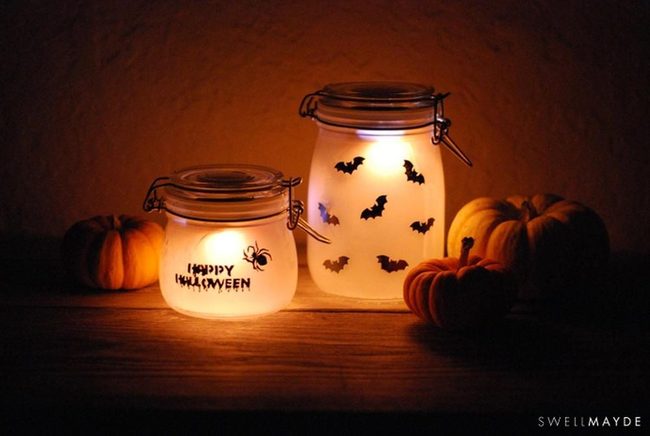 Glowing Mason Jars Halloween Decor