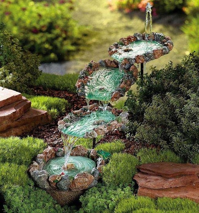 Emerald Metal Pot Cascade