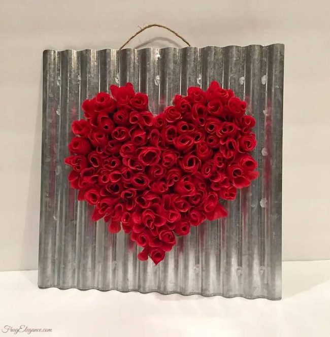 Red Roses Heart Statement