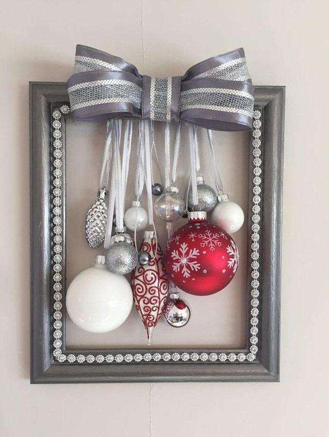 Silver Striped Bows With Suspended Ornaments