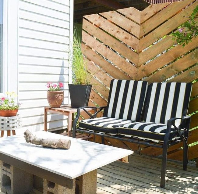 Chevron Wooden Privacy Screen