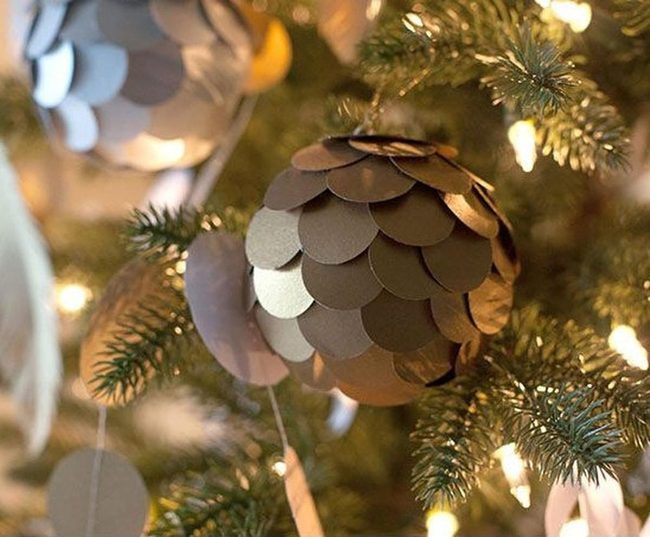 Metallic Paper Ball Sparkle