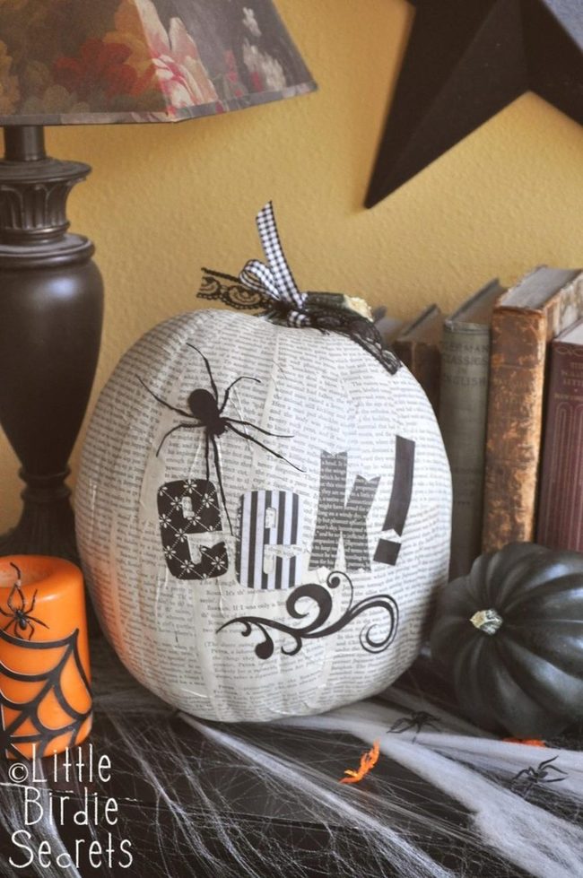 Newspaper Print Pumpkin Halloween Corner