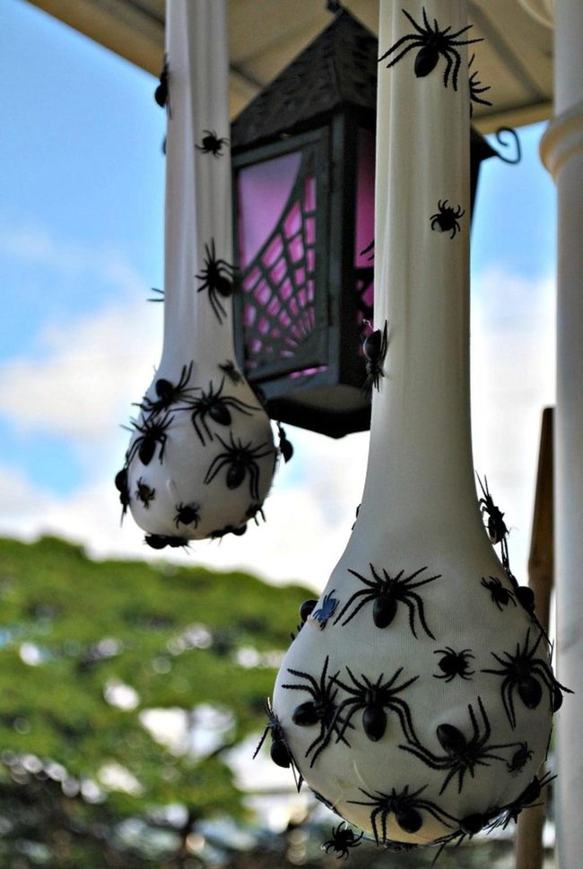 Gauzy Spider Web Corners