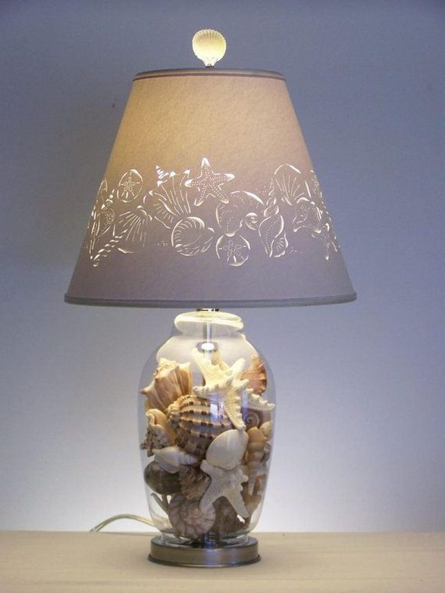 Shell-Shaped Light In Natural Cream