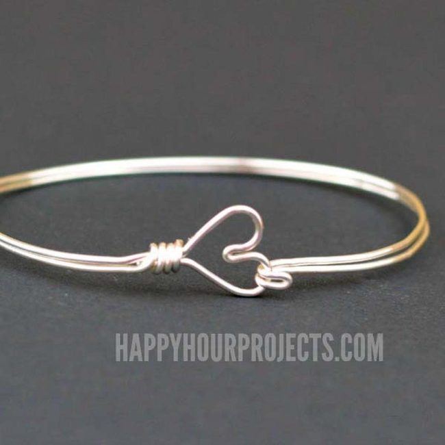 Twisted Wire Bracelet In Gold
