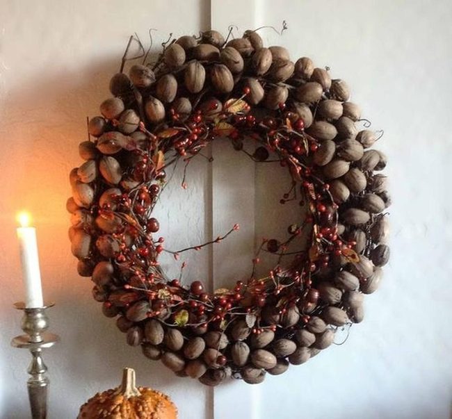 Nuts And Berries Wreath Wall