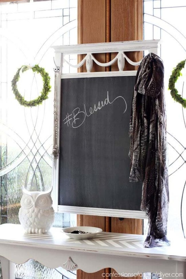 Dusty Frame Becomes Chalkboard Art
