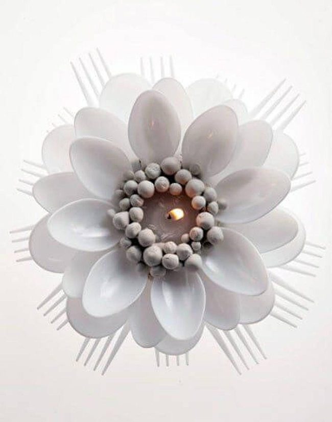 Glowing Spoon Petals Chandelier