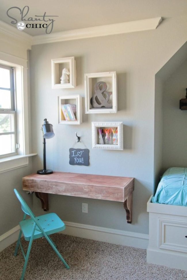 Chicken Wire Frame Shelves