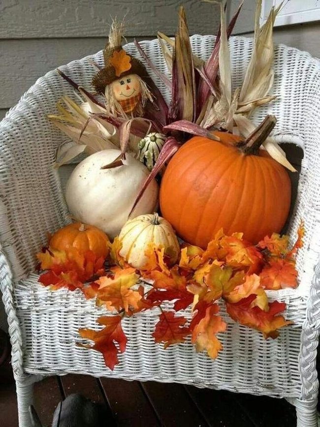 White Wicker Pumpkin Abundance