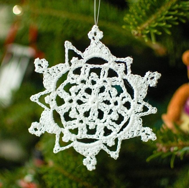 Handwoven White Snowflakes On Branches