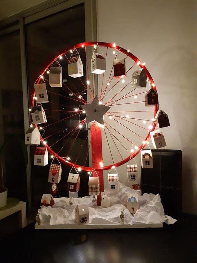 Red Wheel Miniature Houses Light