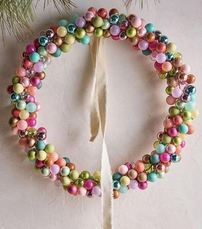 Pastel Sphere Wreath Sparkles