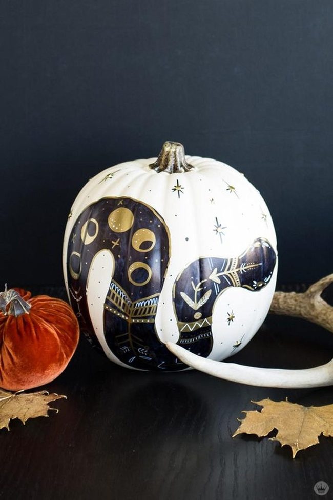 Celestial White Pumpkins Black Gold