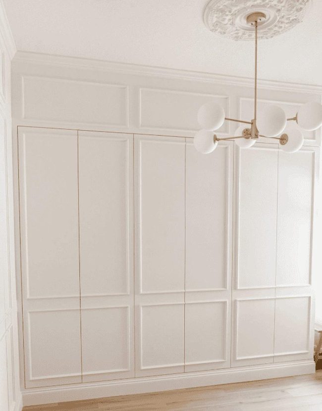 Ceiling-To-Floor White Wardrobe Statement