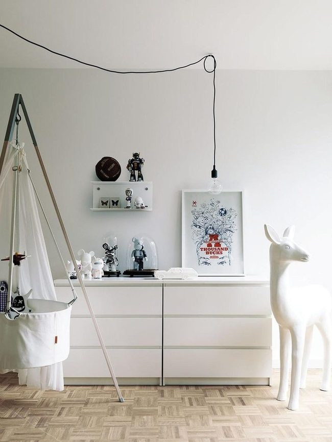 White Stag Statement Piece