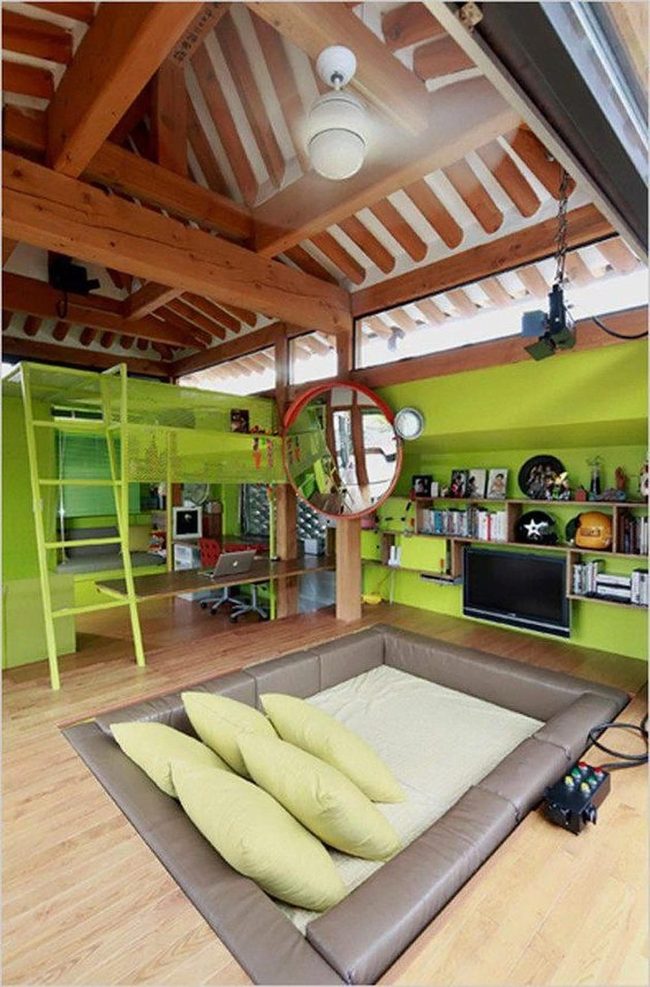 Sunken Pit Seating For Movie Nights