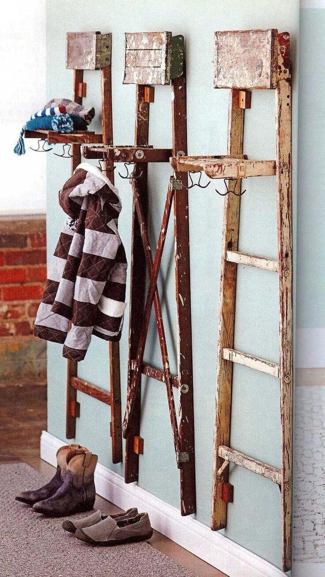 Weathered Ladder Wall Storage