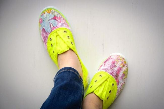 Yellow Butterfly Kicks Silver Shimmer