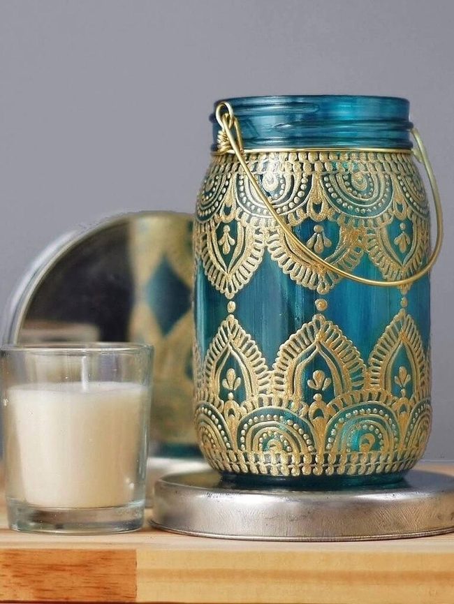 Gold Henna Jars With Hand-Painted Details