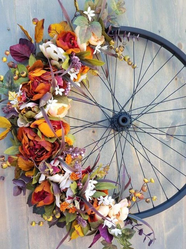 Russet Spokes With Rose Details