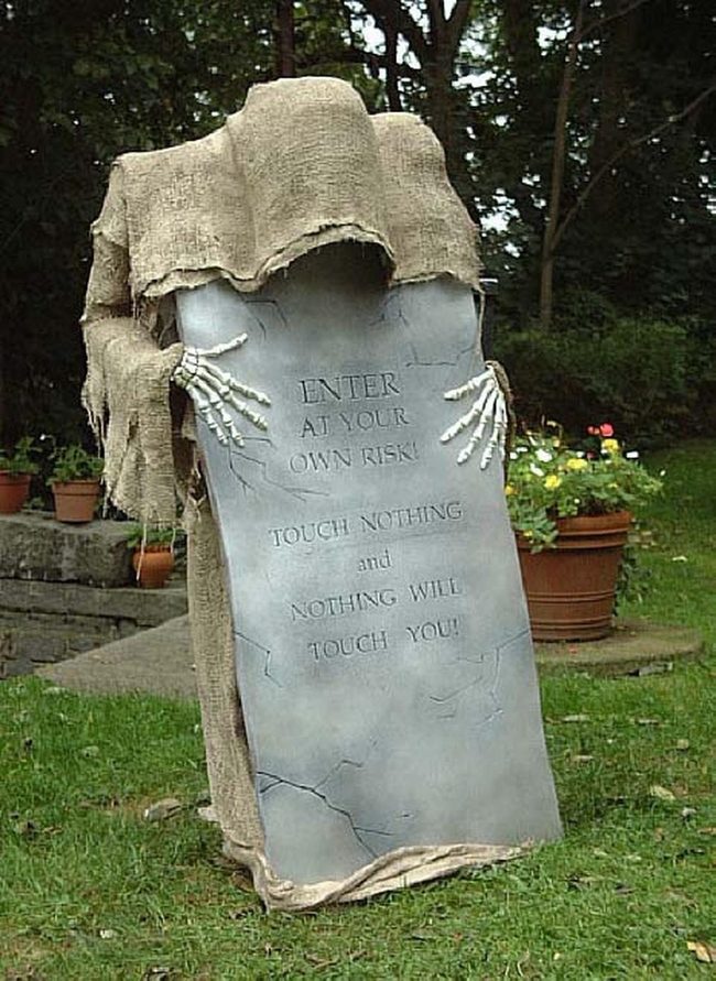 Chicken Wire Skeleton Tombstones
