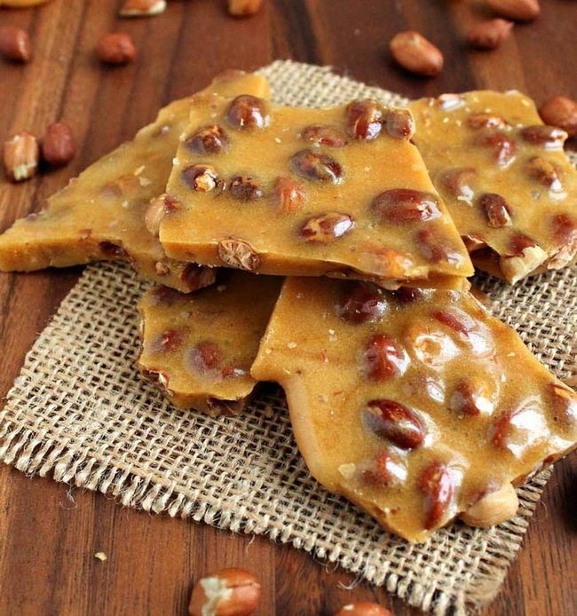 Crunchy Caramel Peanut Gift