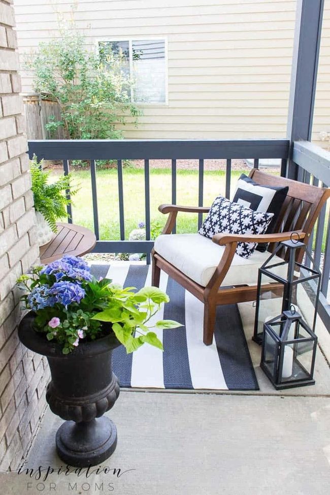 Black And White Striped Porch Foundation
