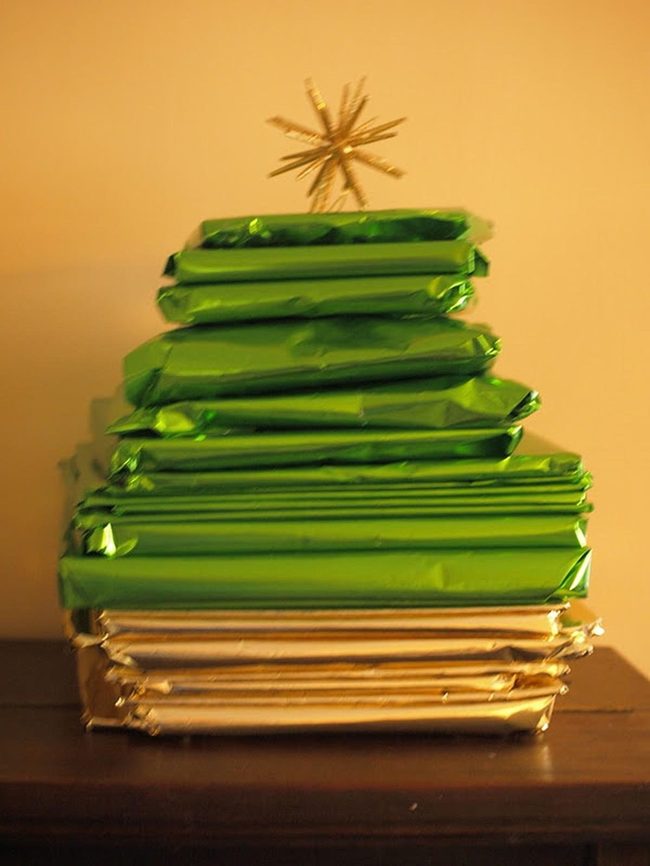 Green And Gold Gift Pyramid