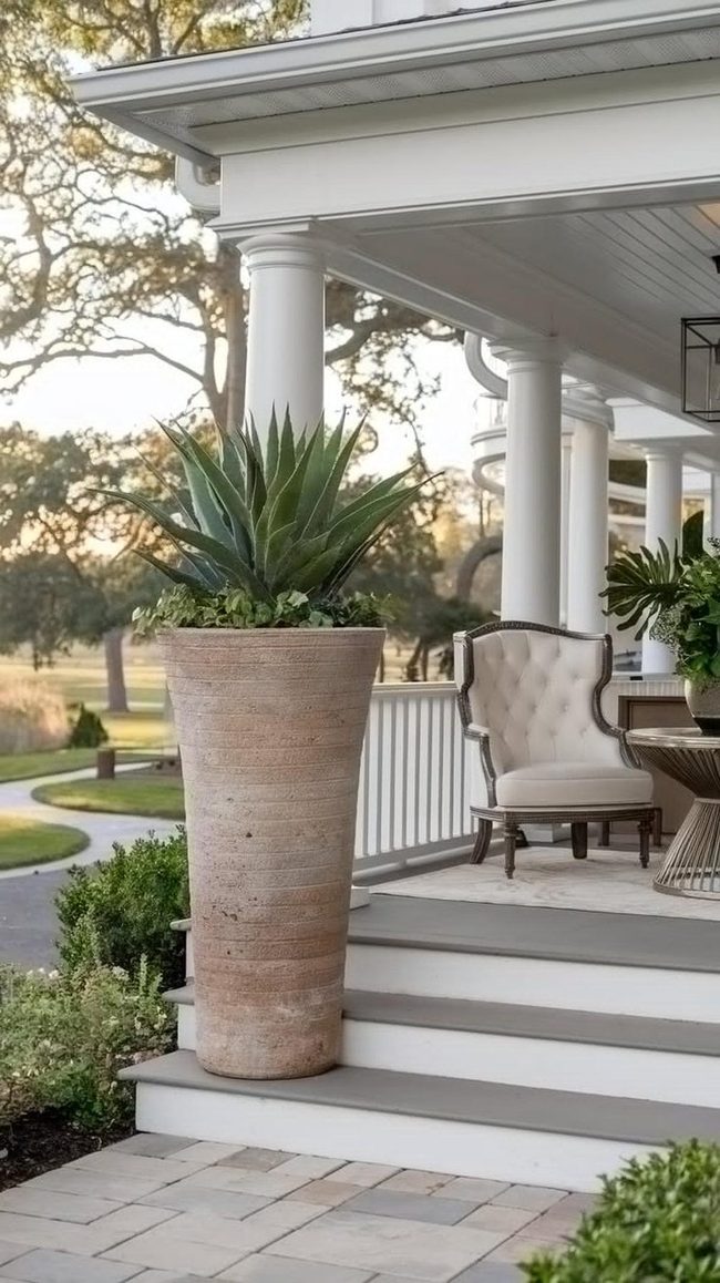 Matching Urns Frame Your Entry