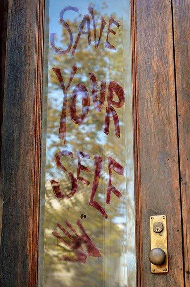 Red Lipstick Window Horror