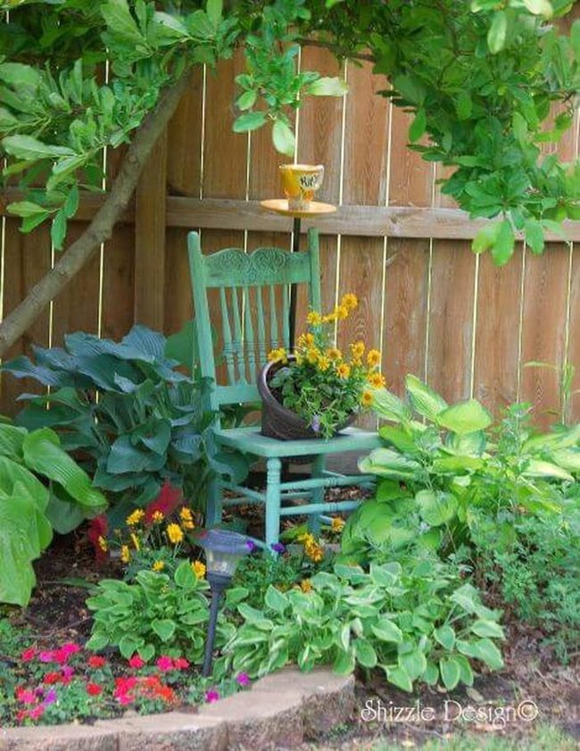 Green Chair Garden Planter